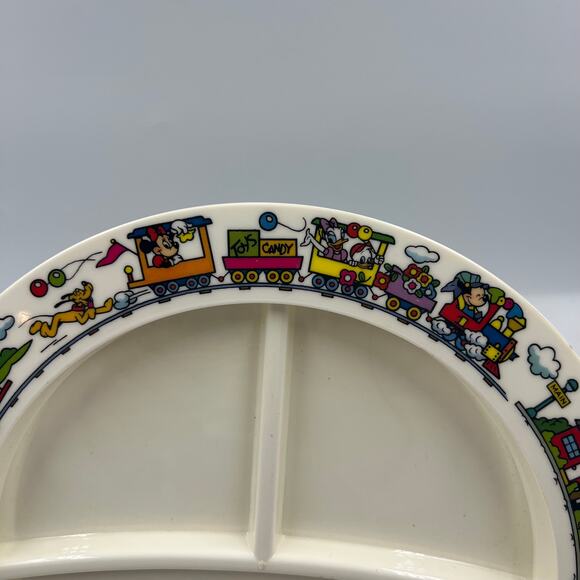 VTG Walt Disney Productions Superseal Round Section Plastic Plate Train Mickey - Picture 9 of 9